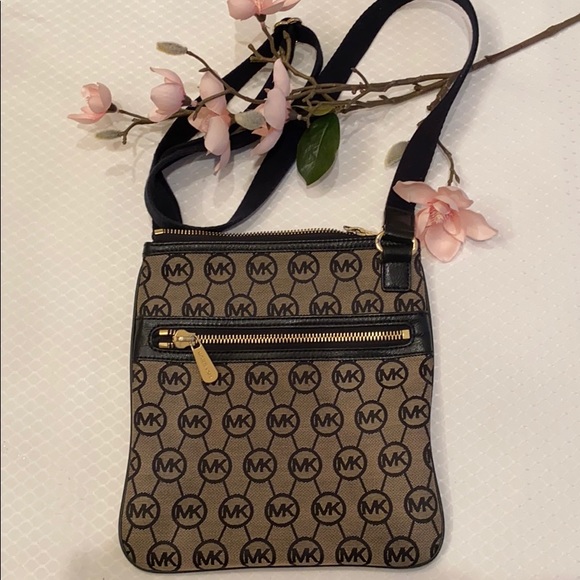 MICHAEL KORS CROSSBODY BAG BLACK MONOGRAM - Picture 1 of 7